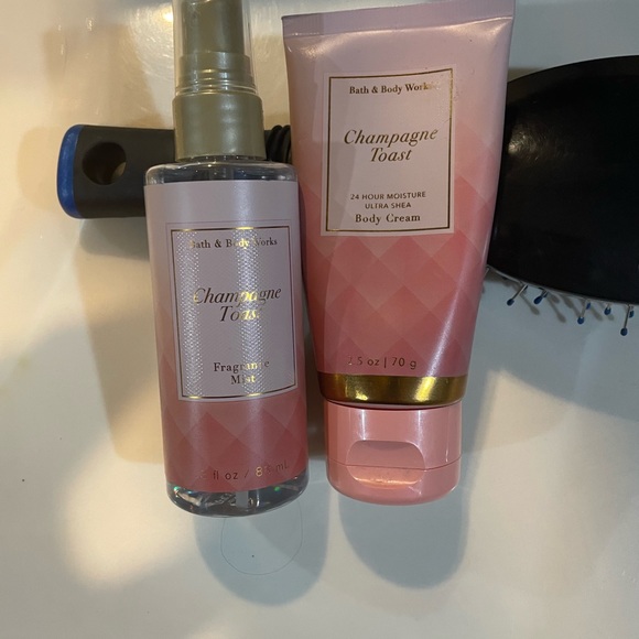 Various items - Picture 5 of 13